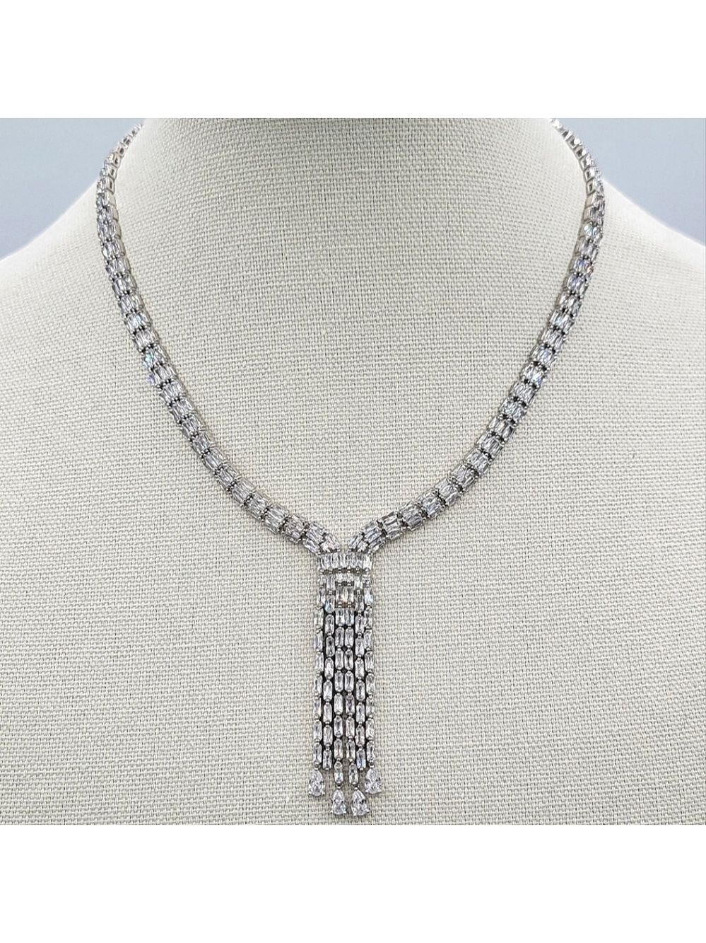 Silver Lariat Necklace Clear Crystals NWT #2385